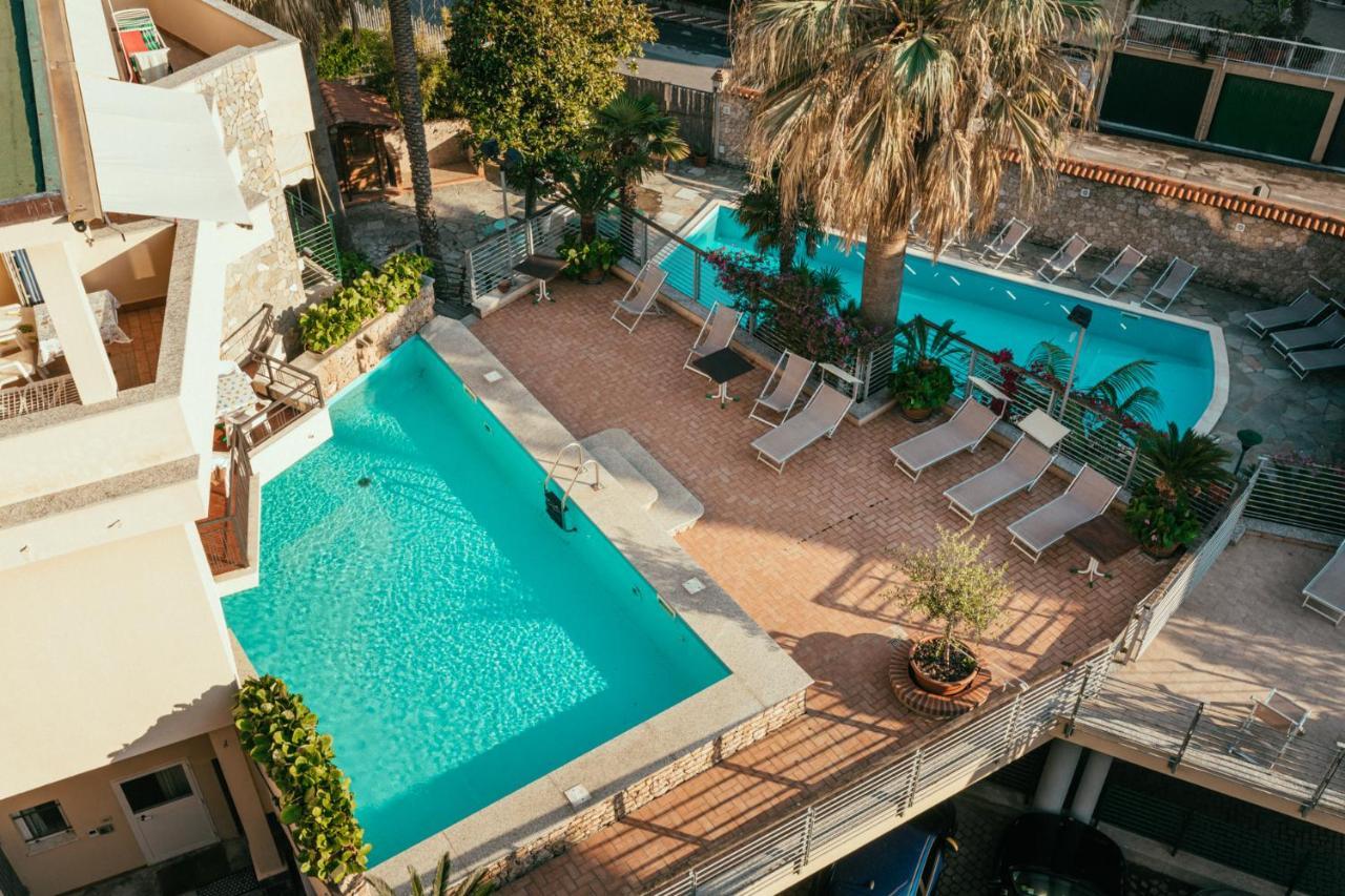 Hotel Residence La Palma Finale Ligure Eksteriør bilde