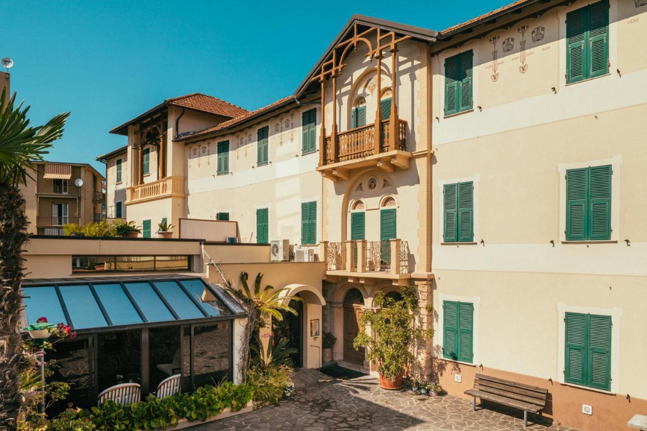 Hotel Residence La Palma Finale Ligure Eksteriør bilde