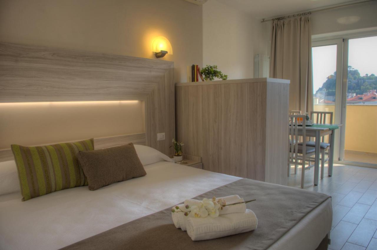 Hotel Residence La Palma Finale Ligure Eksteriør bilde