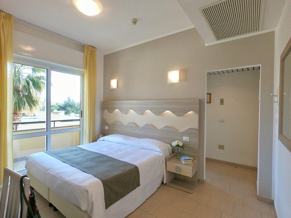 Hotel Residence La Palma Finale Ligure Eksteriør bilde